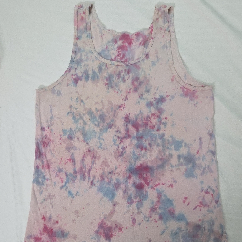 TIE-DYE Tank Top. No Label 🧿